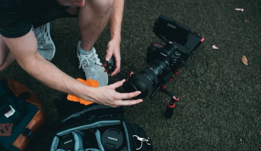 色彩心理学×动态美学，金湾区产品视频拍摄公司唤醒感官冲击力